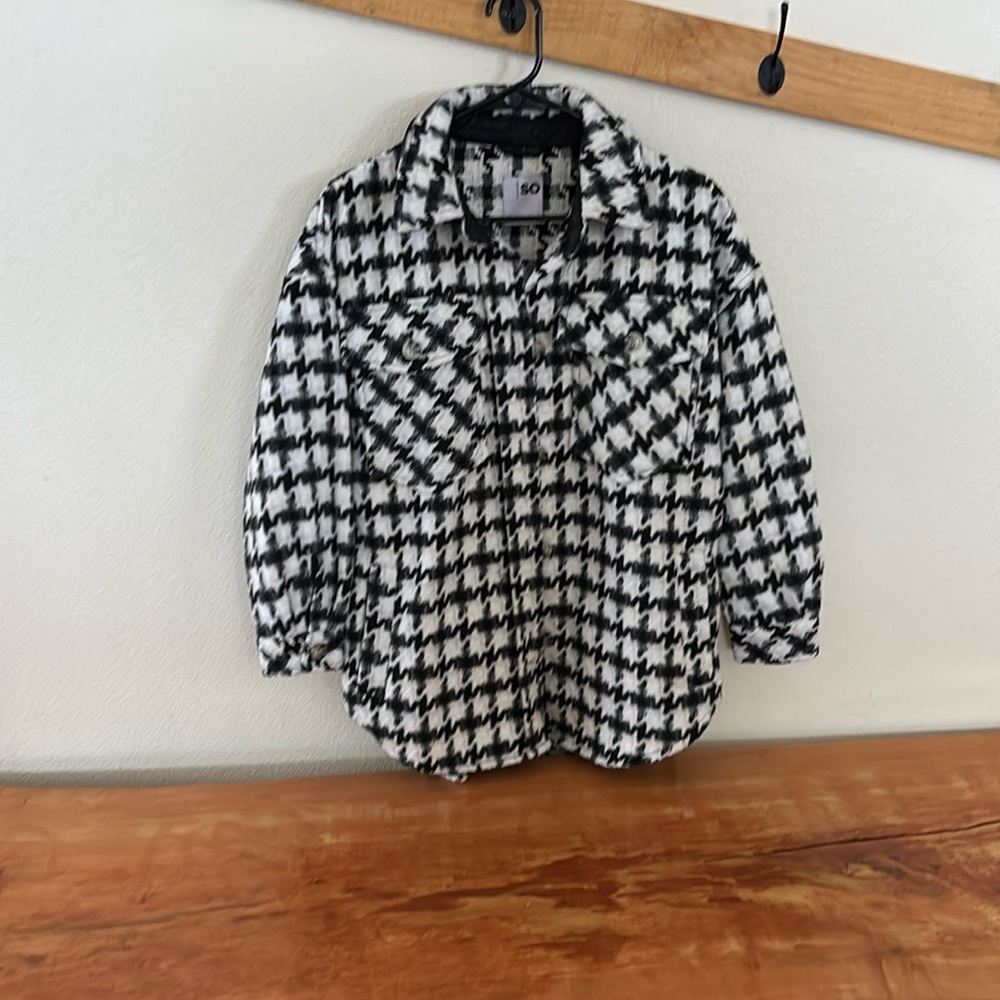 🌸 NWT SO Black and White Checkered Shacket